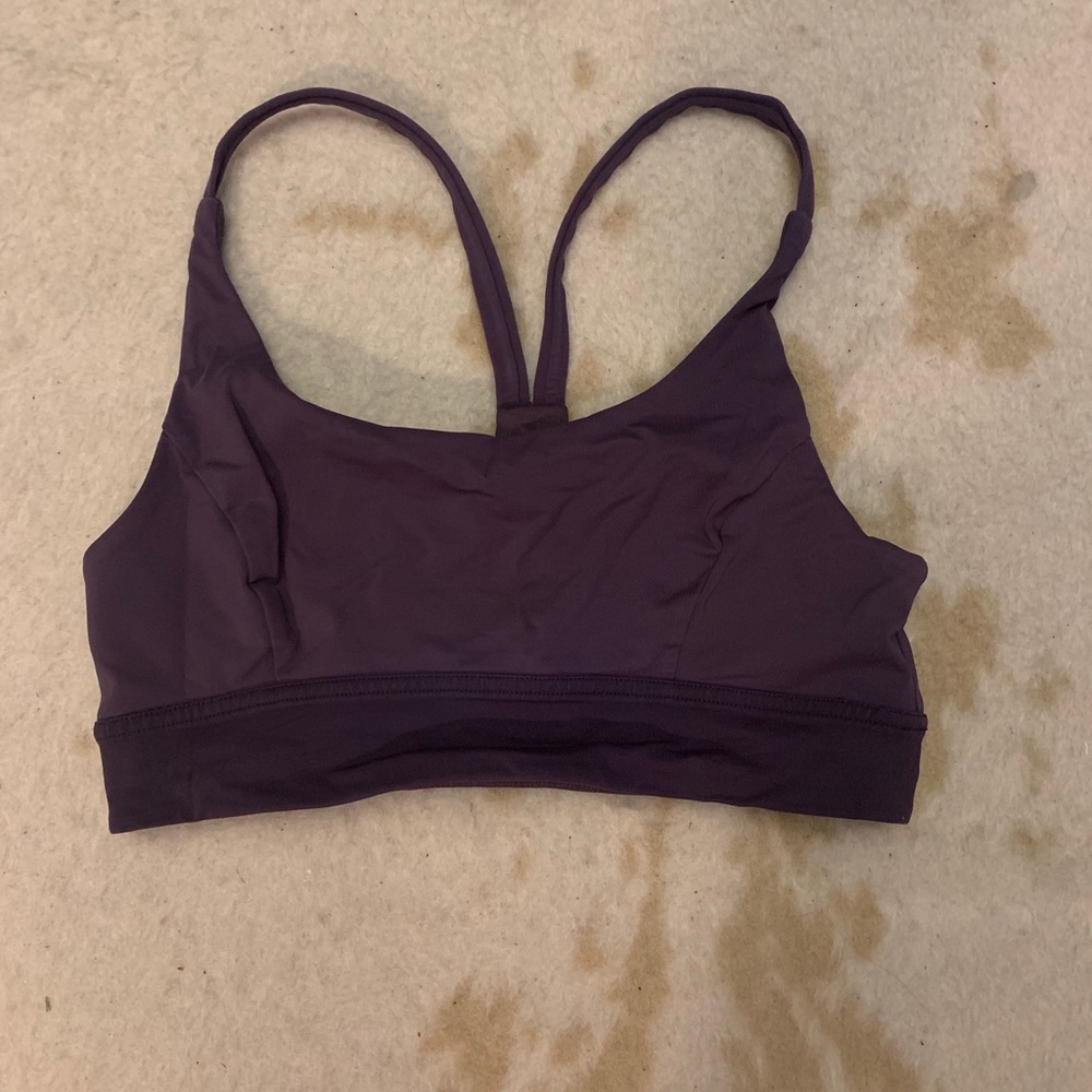 Lululemon Flow Y bra Nulu